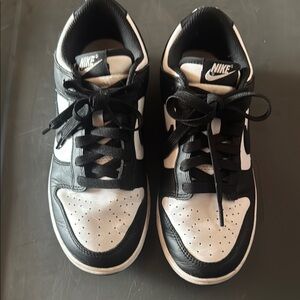 Nike Black and White Pandas Athletic Shoes with Classic Design